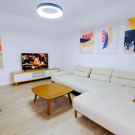 Appartamento Albania Haven 15b
